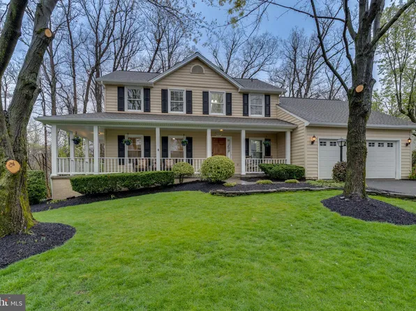 6591 Rockland Dr, Clifton, VA 20124