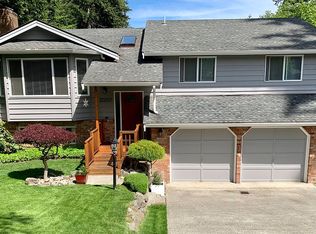 20207 84th Ave W, Edmonds, WA 98026