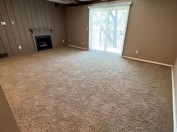 5th image of 2610 S 70th St #12