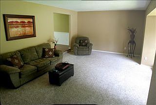 4th image of 3609 27th St SE