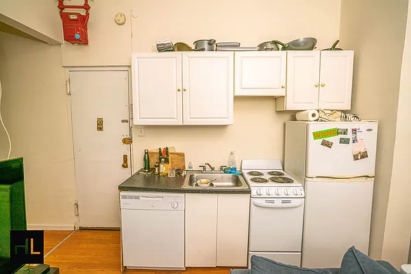 Rented by Highline Residential | media 19