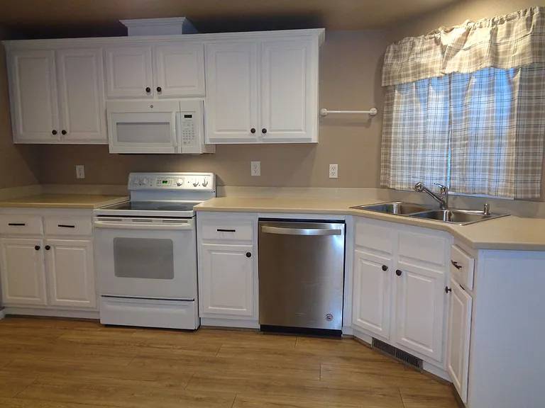 4511 Gray Fox Hts — Photo 6