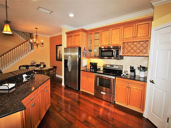 2nd image of 1397 Benevolent St