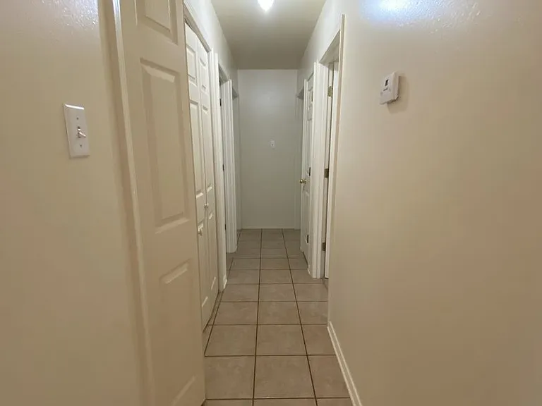 108 Poplar St — Photo 5