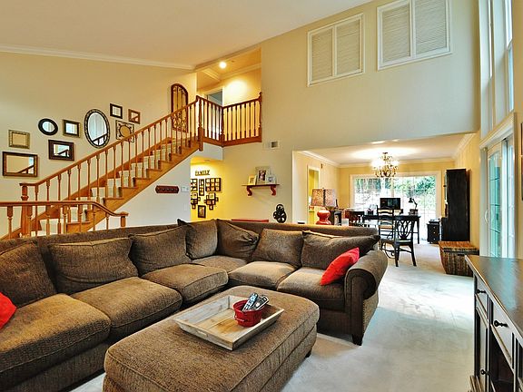 3rd image of 4609 Calle De Grande