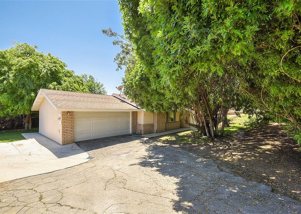 1st image of 260 Plumosa Ave