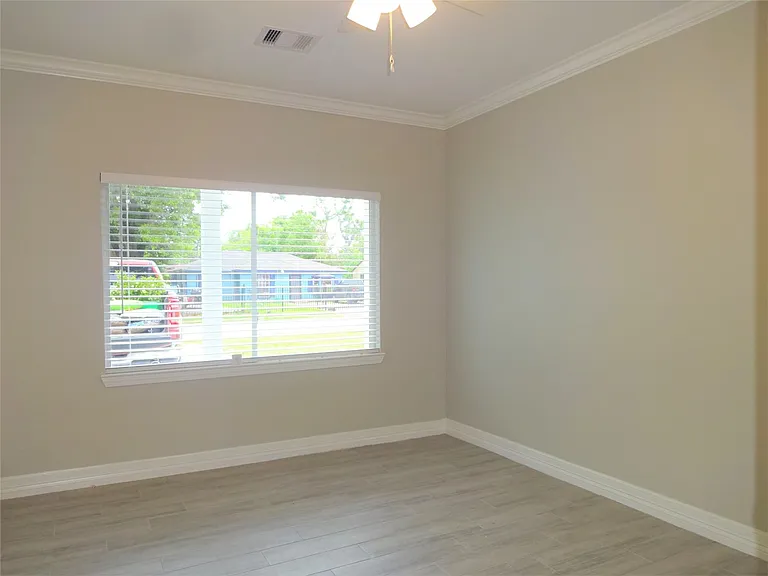 3923 Cosby St — Photo 16