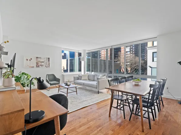 260 West 26th Street image 1 of 24