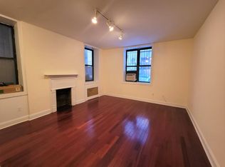 265 W 81st St #1Y, New York, NY 10024