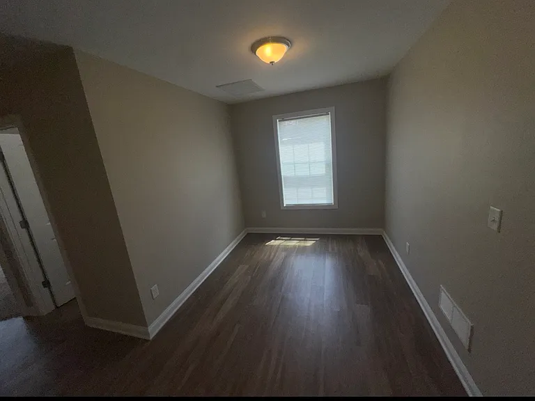 114 Stephen Dr — Photo 27