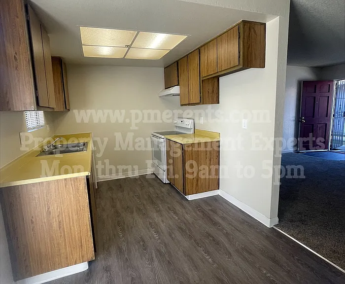 3904 N Plymouth Rd #3904 — Photo 4