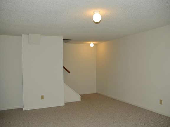 5th image of 7634 Granby Way