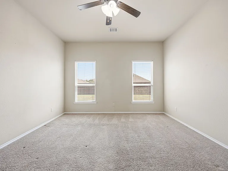 1445 Bateman Ln — Photo 29