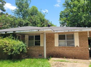120 Middle Ln, Opelousas, LA 70570