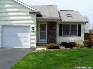 87 Flower Dale Dr, Rochester, NY 14626