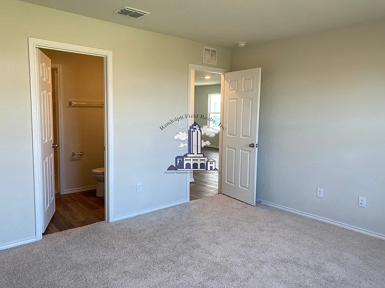6231 Windy Grn — Photo 7