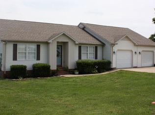 88 Bakersfield Dr, Cadiz, KY 42211