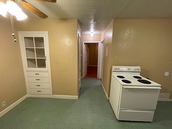 4th image of 530 E Sunshine Dr Unit 2