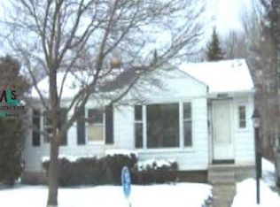 1478 Crescent Dr, Inkster, MI 48141