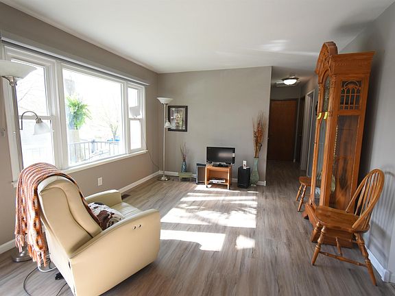 5th image of 2812 S Saint Aubin St