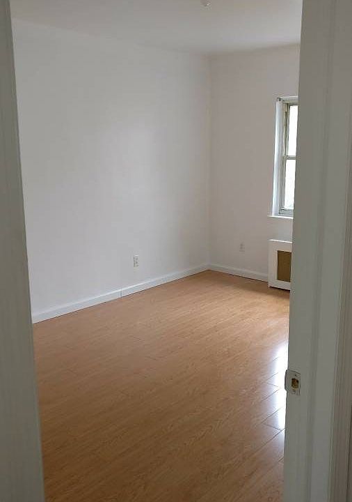 2nd image of 5915 163rd St #2
