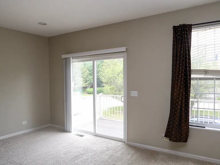 217 Comstock Dr — Photo 27