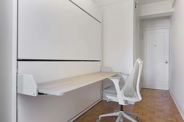 Sold by Compass | media 4