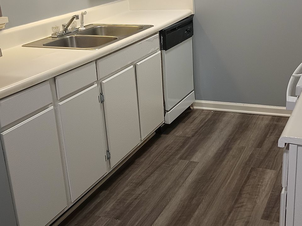 1st image of 704 Monarch Pl #704