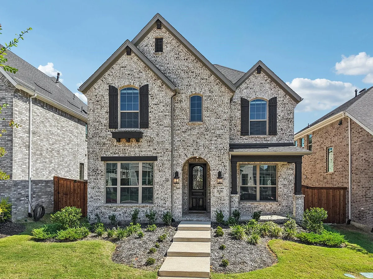 Building Photo - 3130 Tiara Dr