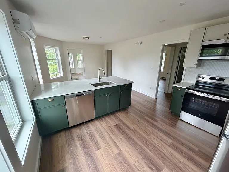 23 Pembroke St #3 — Photo 2