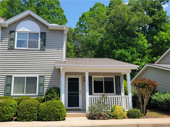 123 Perkins Pl, Seneca, SC 29678