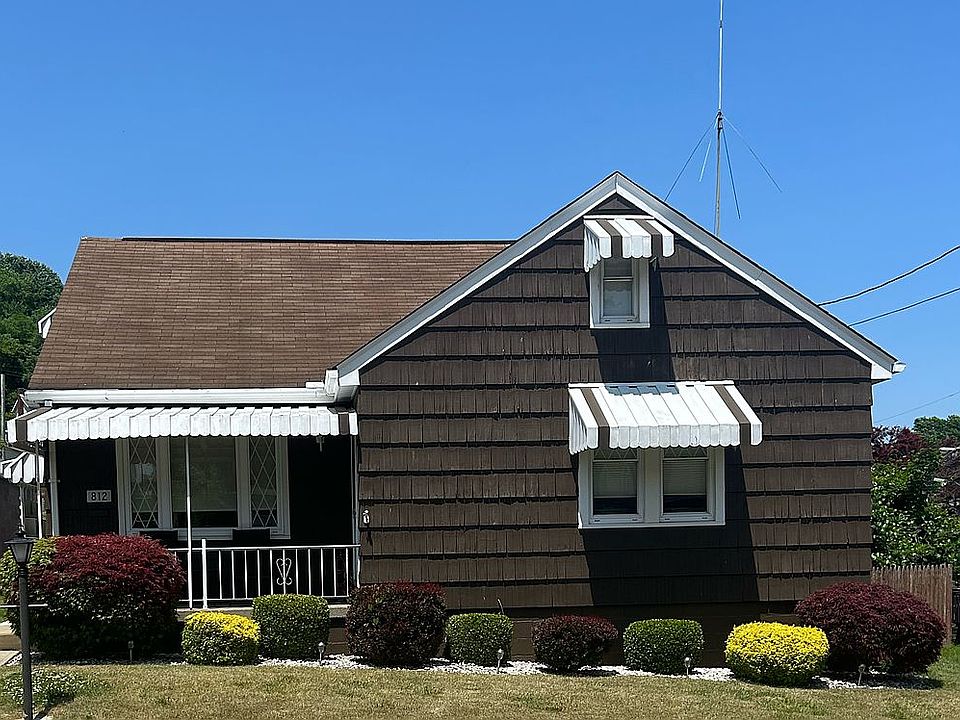 1st image of 812 Daniels St