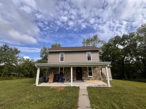 296 E County Rd, Drums, PA 18222