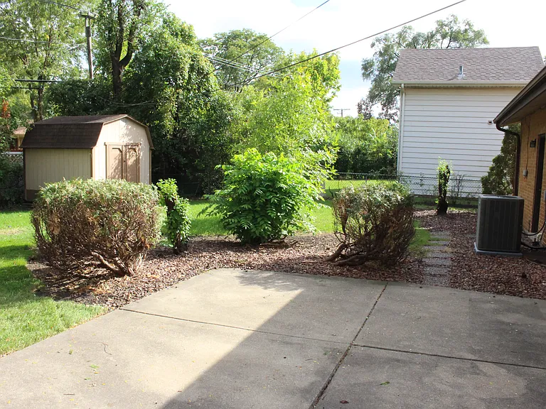 283 S Fair Ave — Photo 45