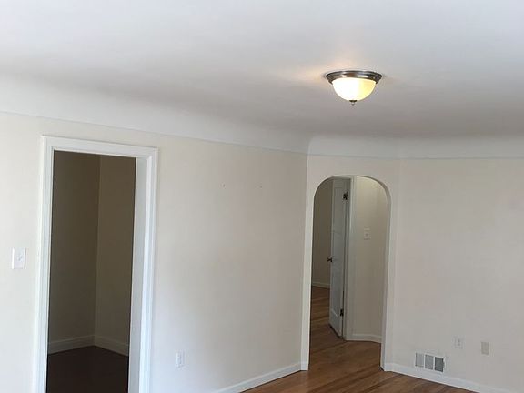 3rd image of 2431 9th Ave Unit A