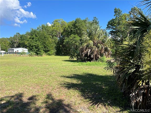 5th image of 2829 N Carolina Rd