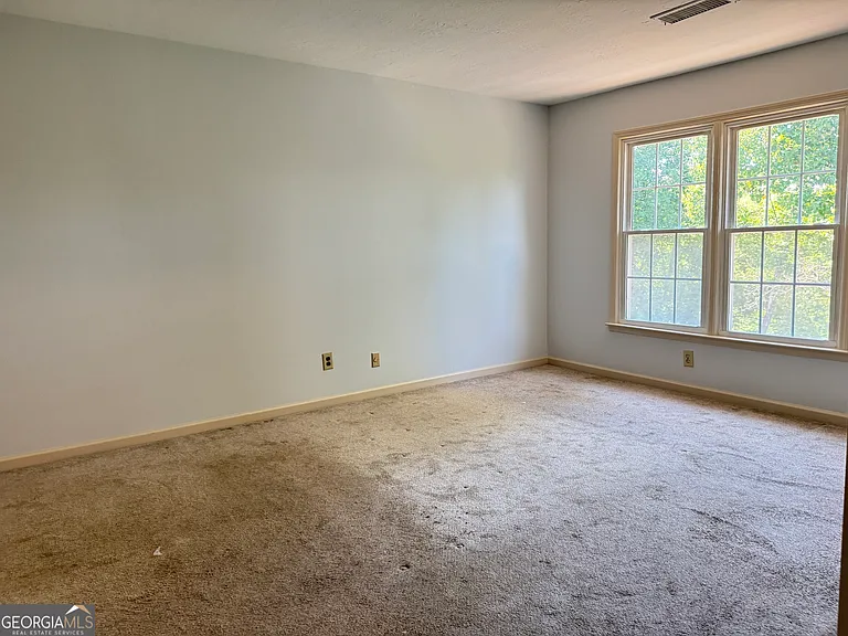 153 Holcomb Ferry Rd — Photo 4