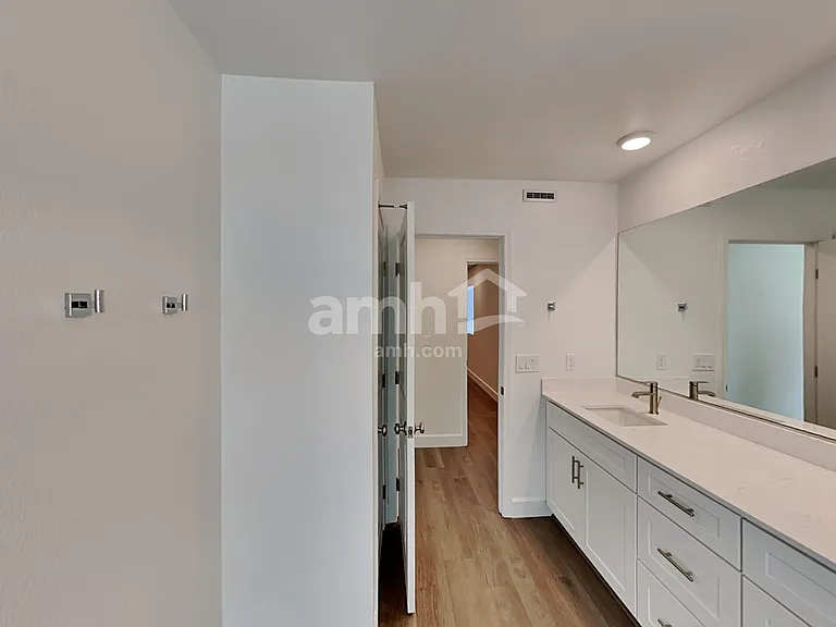 10322 Medusita St — Photo 10