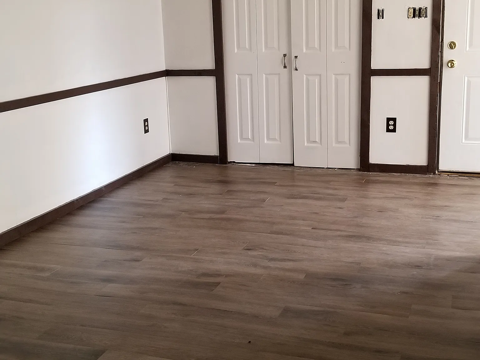 1 bed, 900 sqft, $895 — Photo 1