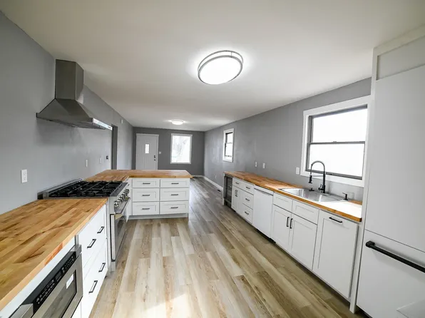 1111 9th Ave S, Great Falls, MT 59405