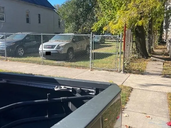 6826 S Honore St, Chicago, IL 60636