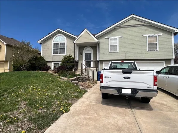 228 NE Dreamweaver Ave, Lees Summit, MO 64086
