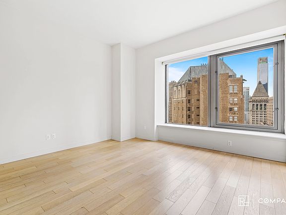 4th image of 75 Wall St #36K
