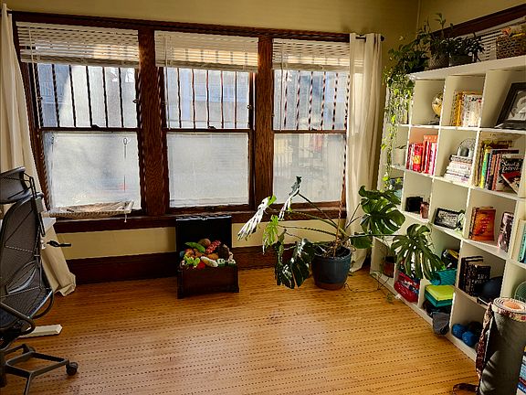 4th image of 2441 1st Ave S Floor 1
