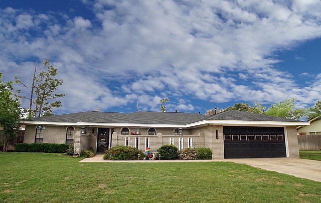 1st image of 3609 Jordan Ave