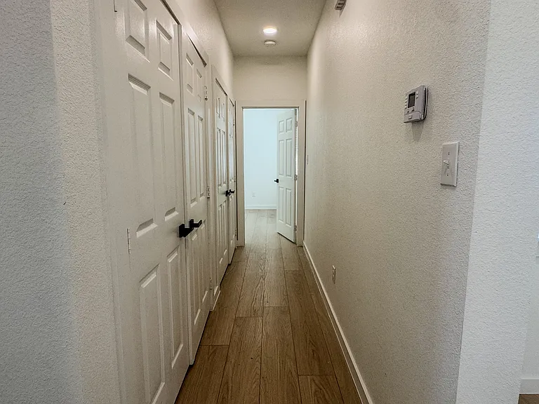 140 Zion Rd — Photo 13