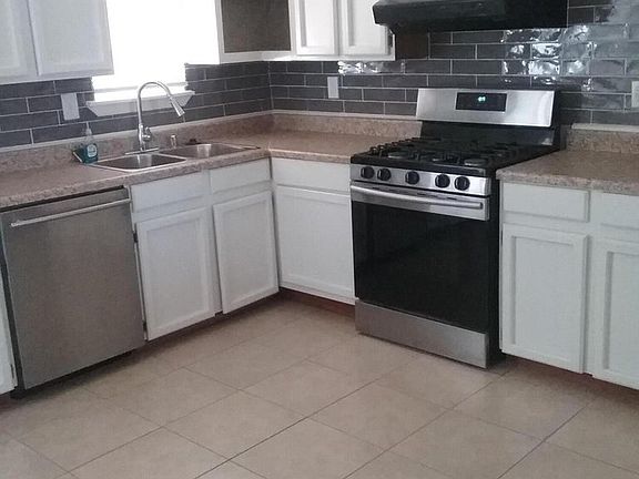 3rd image of 5805 Dearborne Dr