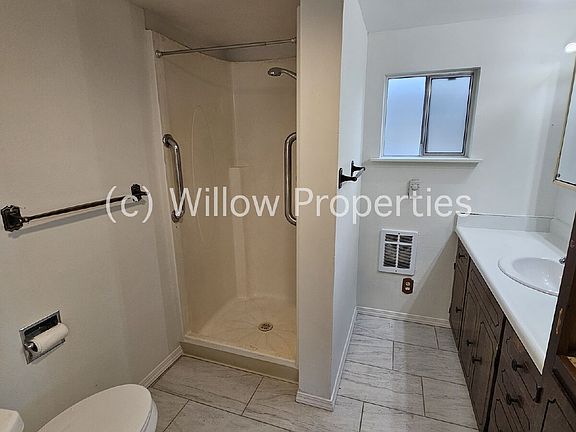 5th image of 9517 Portland Ave E