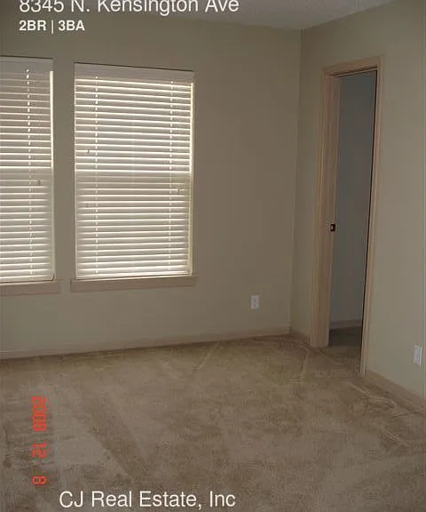 8345 N Kensington Ave — Photo 7