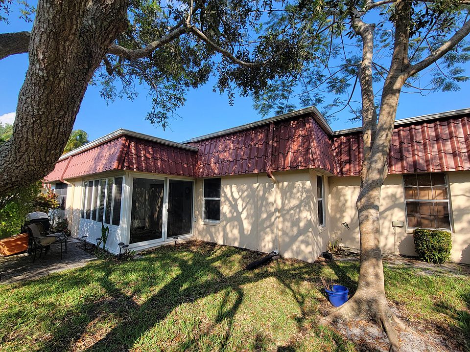 1st image of 763 Nantucket Cir